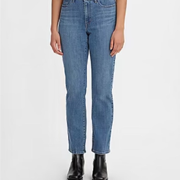Levi's Women's Straight Leg Blue Jeans - Picture 1 of 6